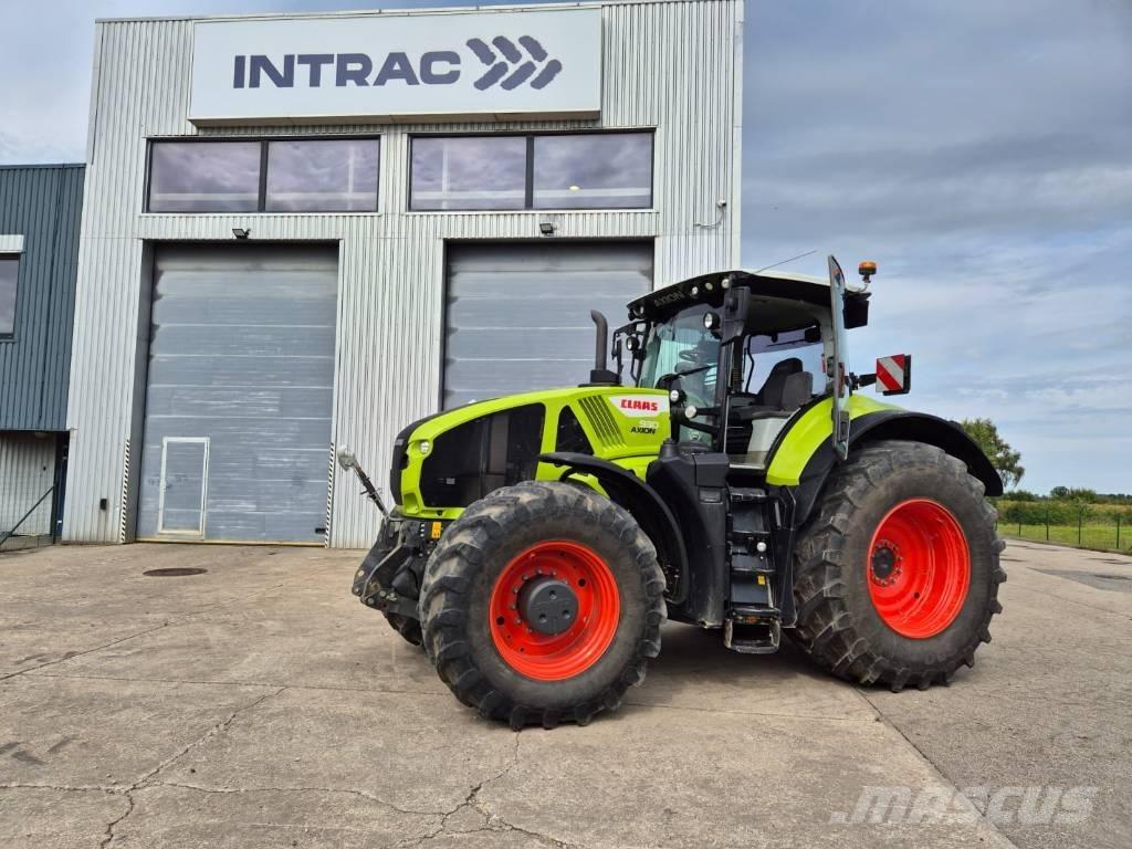 CLAAS Axion 930 Traktory