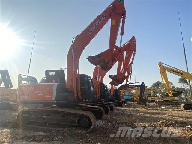 Hitachi ZX240H Pásové rýpadlá