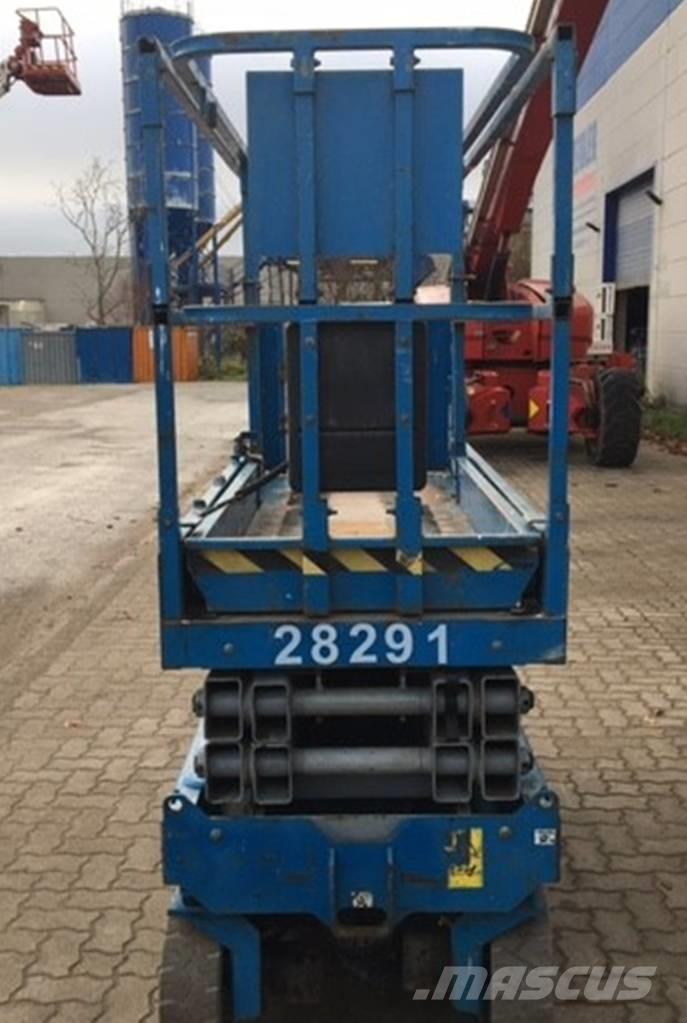 Genie GS2032 Nožnicové zdvíhacie plošiny