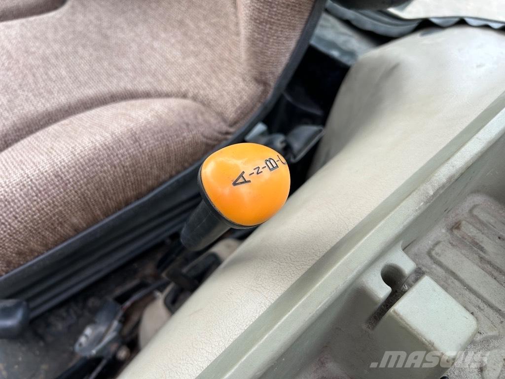 John Deere 3720 Traktory