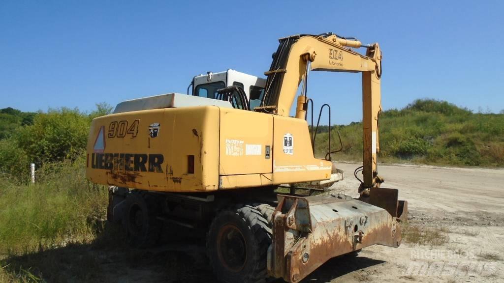 Liebherr A 904 Kolesové rýpadlá