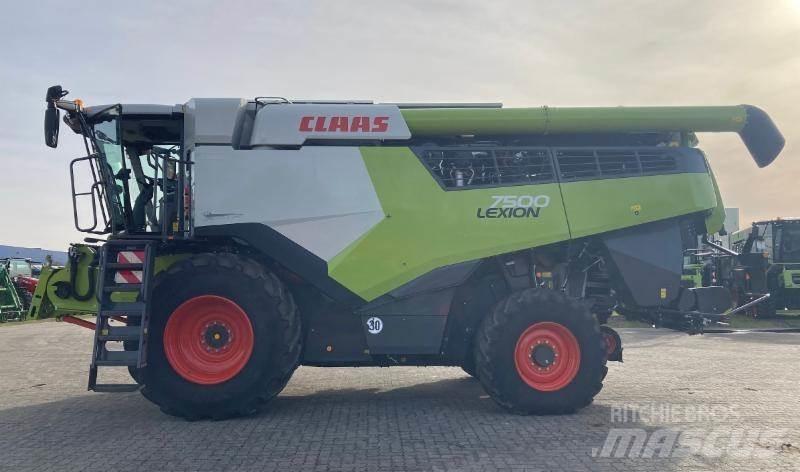CLAAS LEXION 7500 Kombinované zberacie stroje