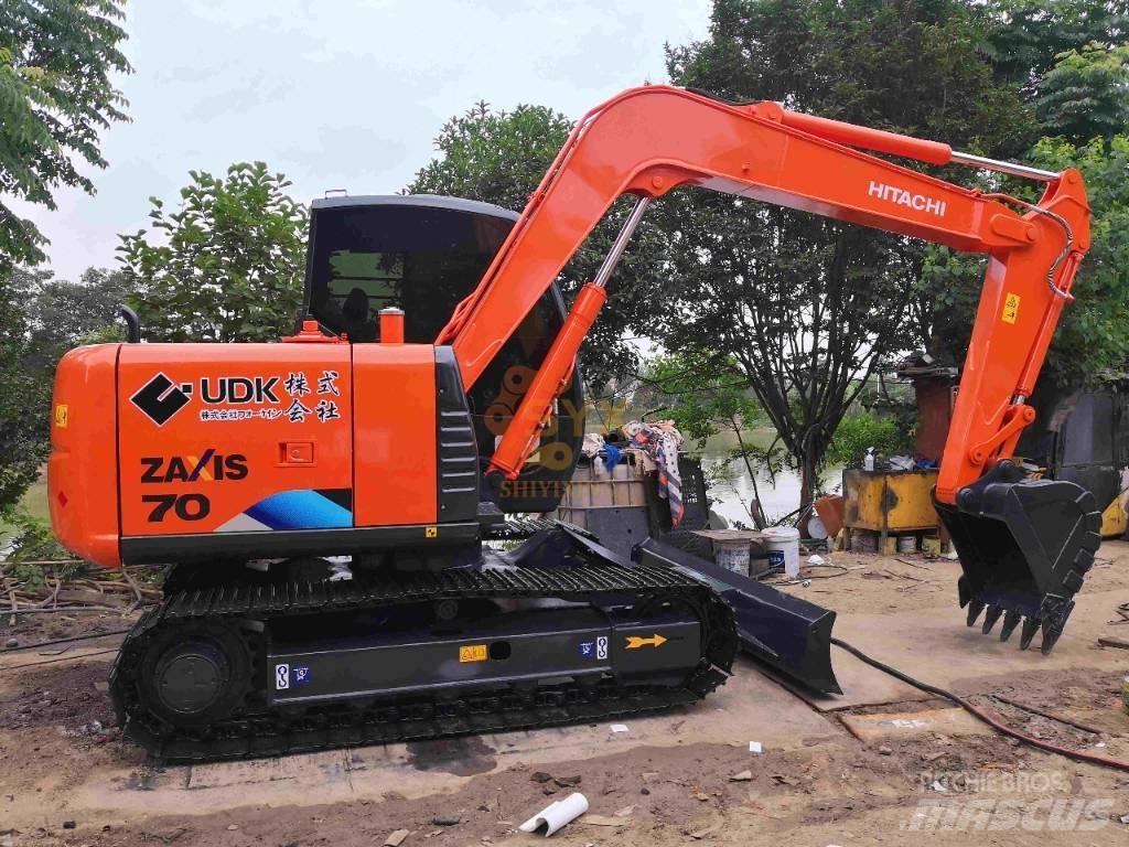 Hitachi ZX 70 Midi rýpadlá 7 t - 12 t