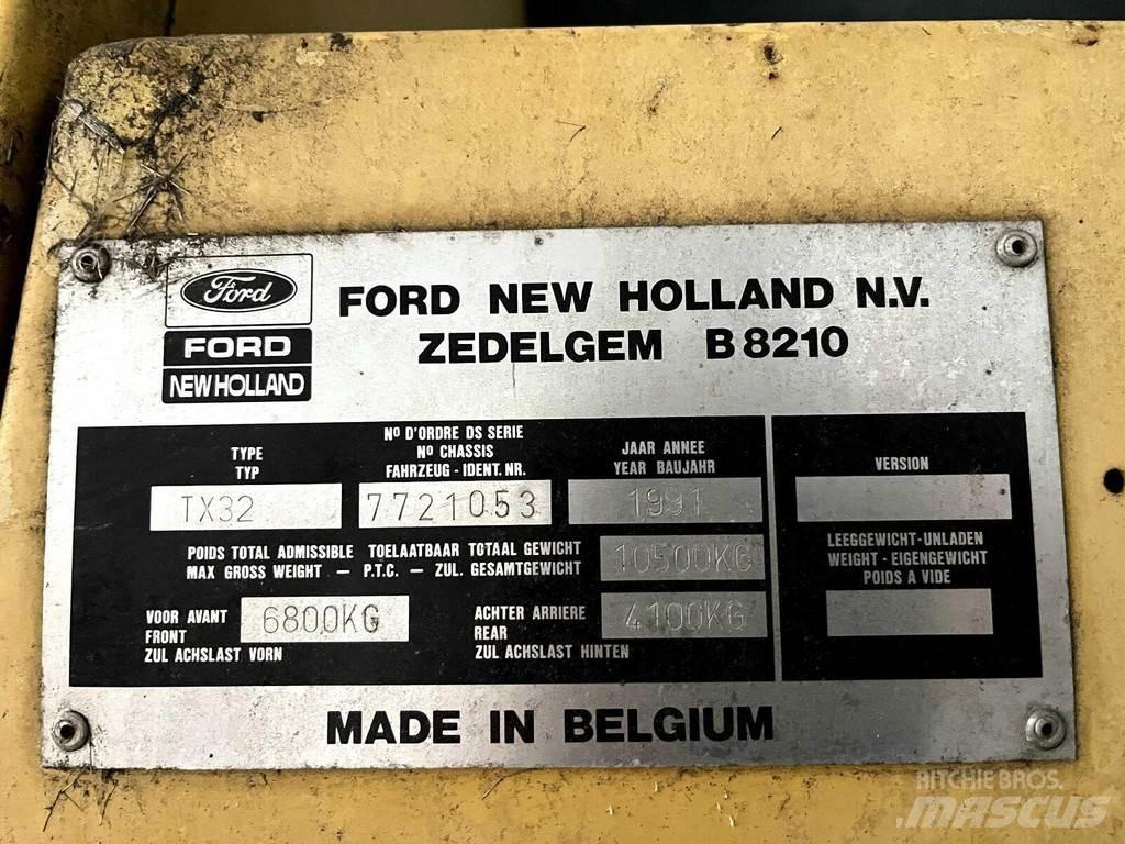 New Holland TX32 Kombinované zberacie stroje
