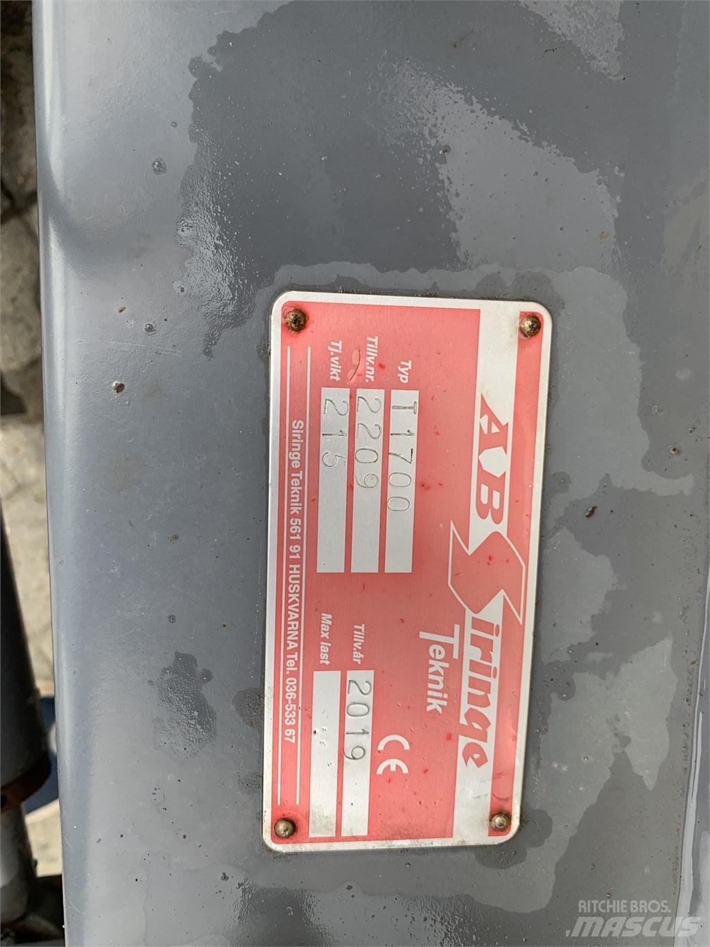 Wacker Neuson WL 28 Kolesové nakladače