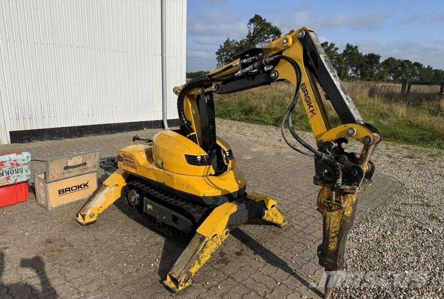 Brokk 110 Demolačné rýpadlá