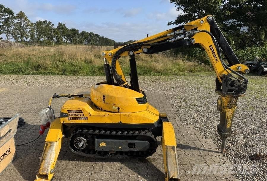 Brokk 110 Demolačné rýpadlá