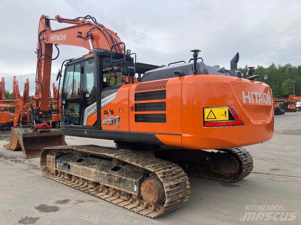 Hitachi ZX250LC-7 Pásové rýpadlá