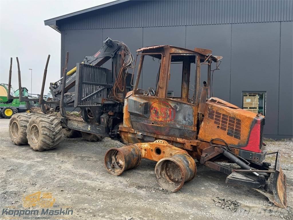Komatsu 840TX Lesné traktory