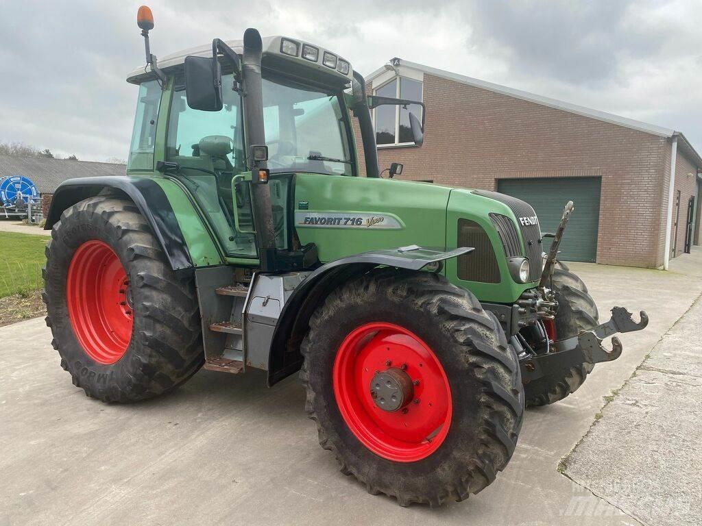 Fendt 716 Traktory