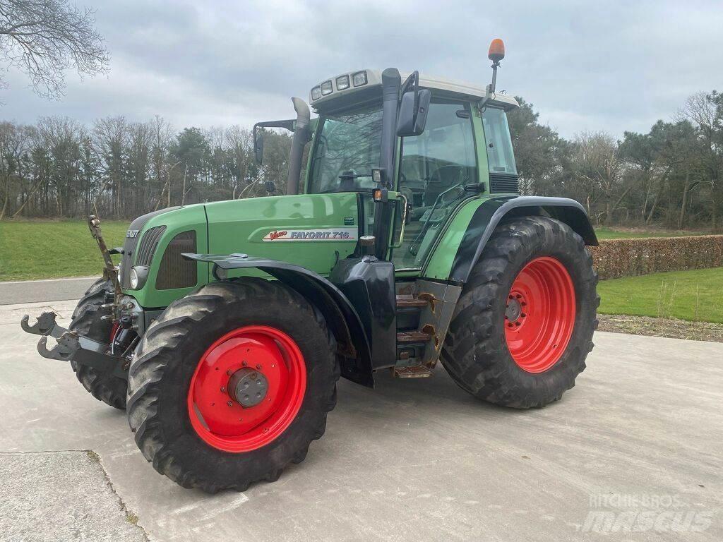 Fendt 716 Traktory