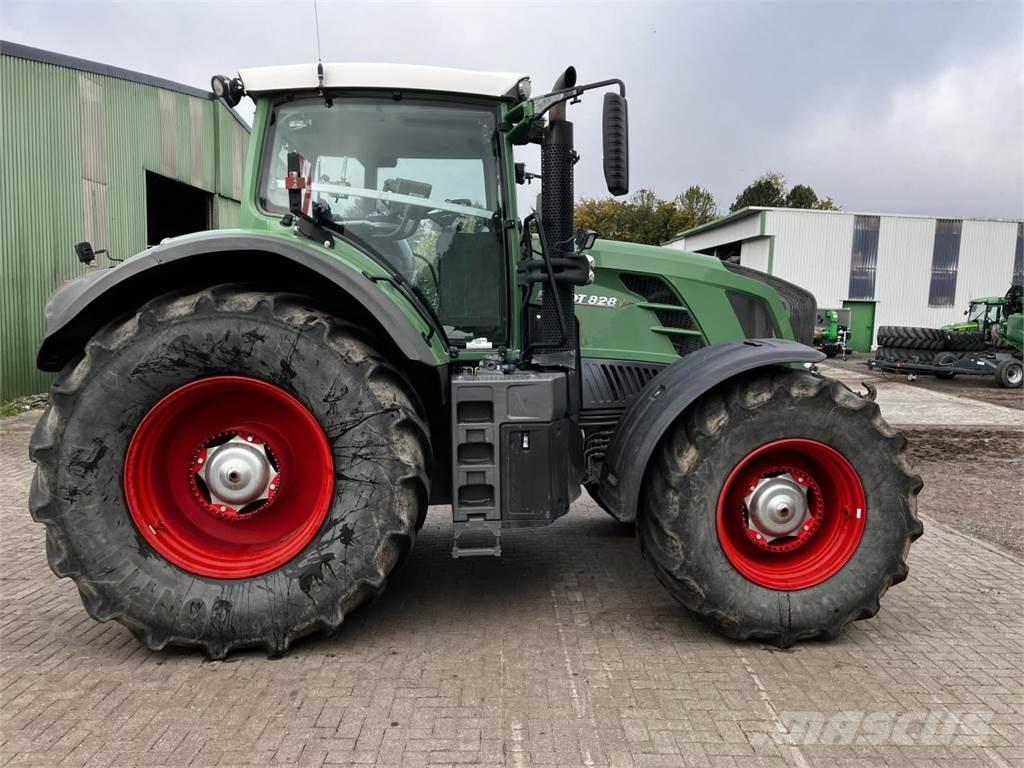 Fendt 828 Vario Traktory