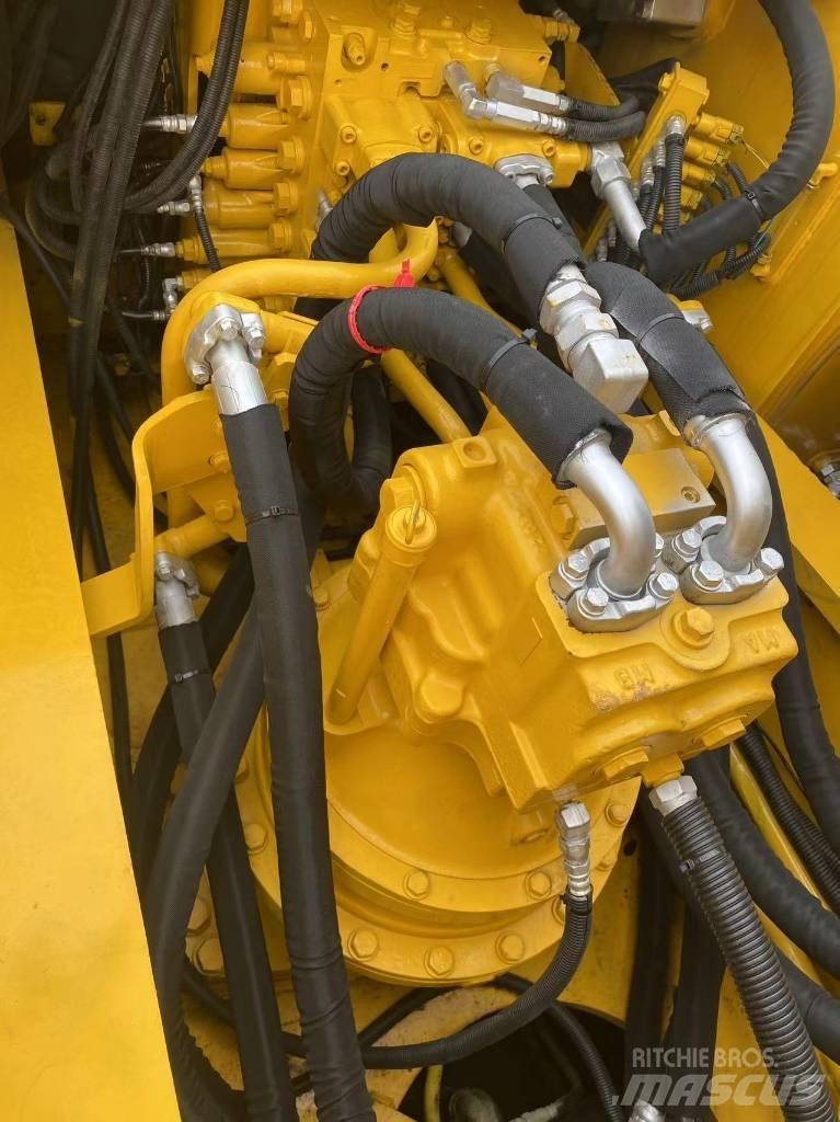 Komatsu PC350 Pásové rýpadlá