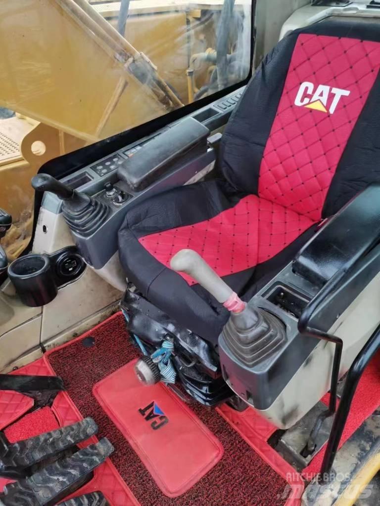 CAT 320 C Pásové rýpadlá