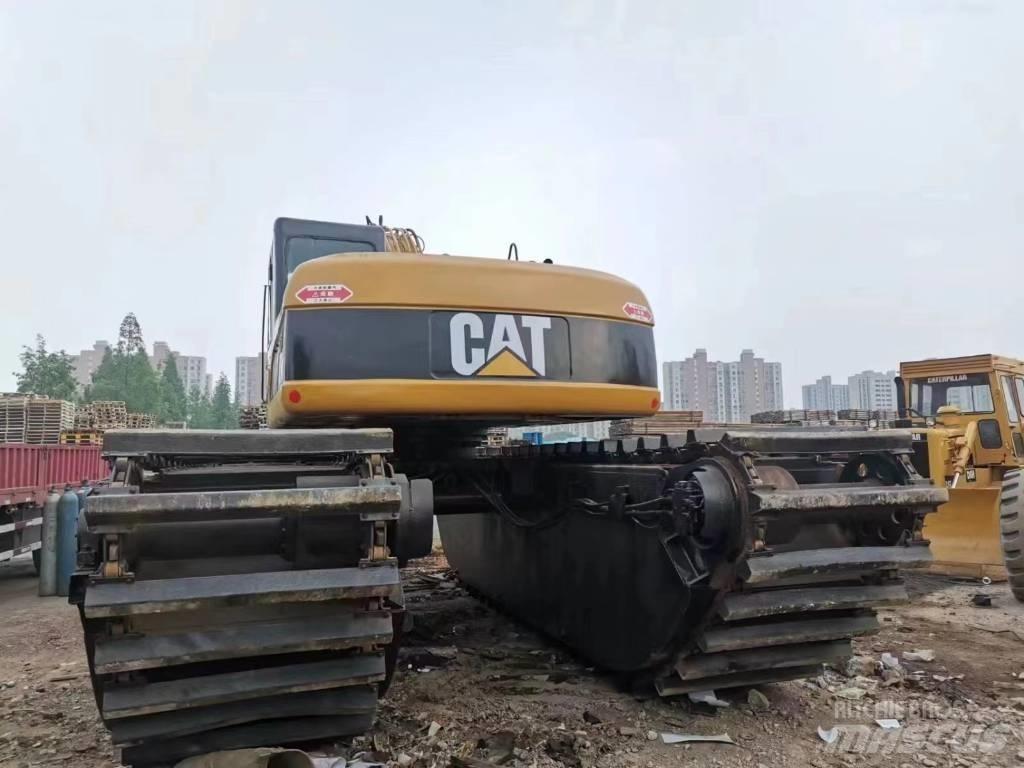 CAT 320 C Pásové rýpadlá