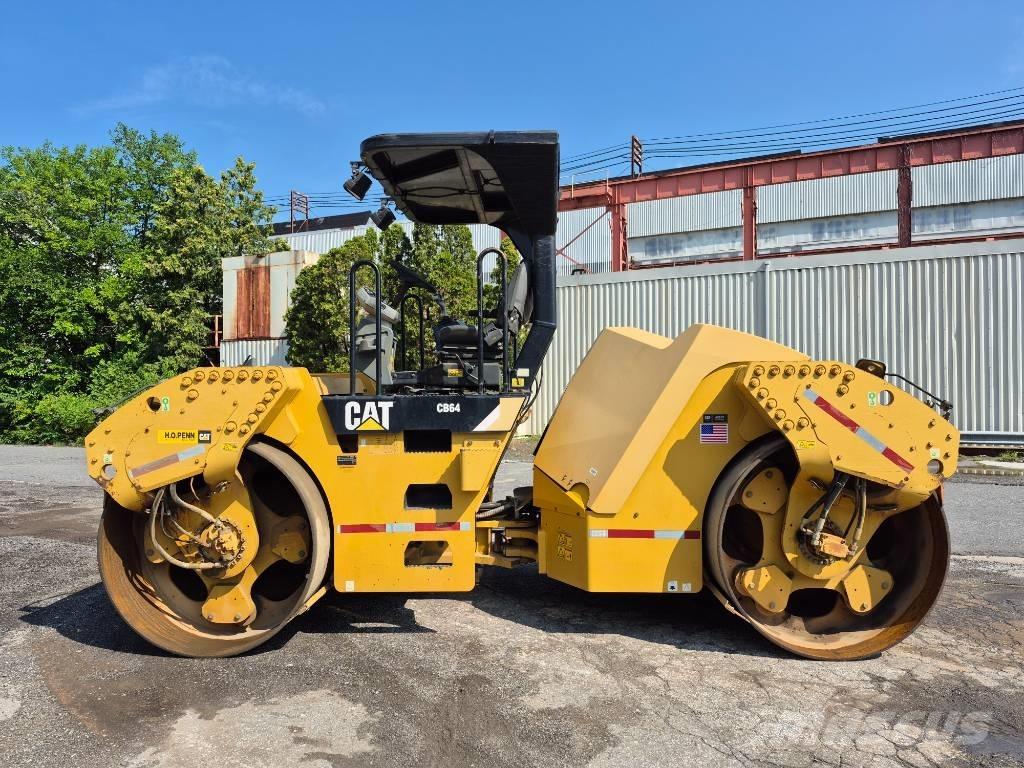 CAT CB 64 Tandemové valce