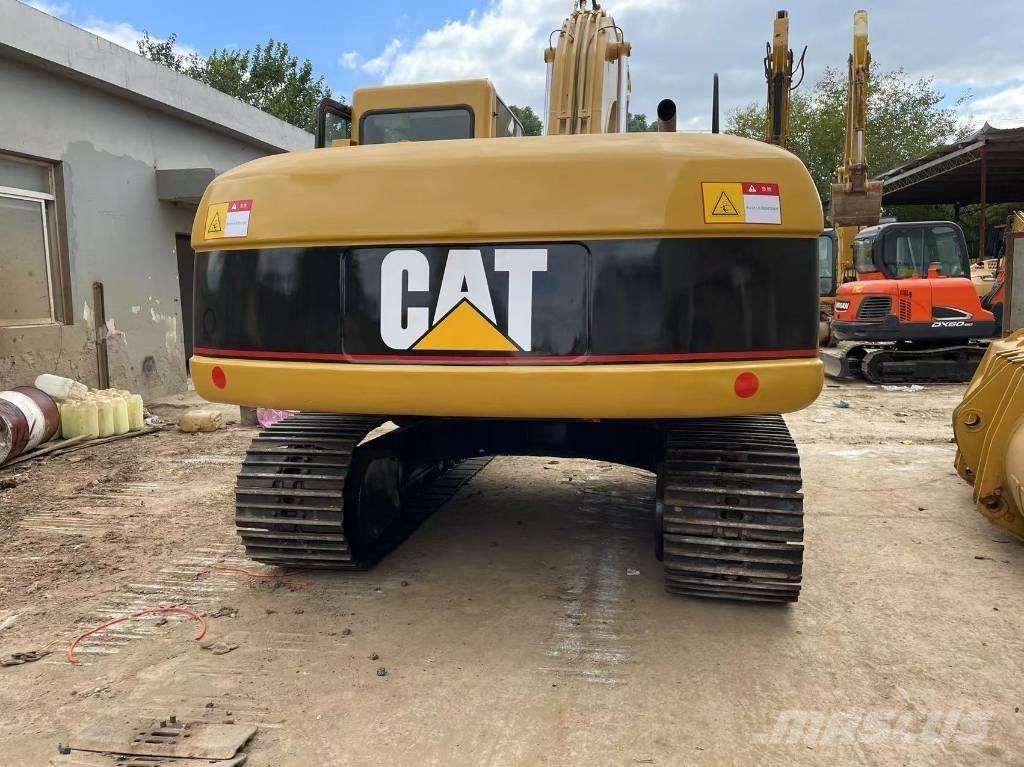 CAT 320C Pásové rýpadlá