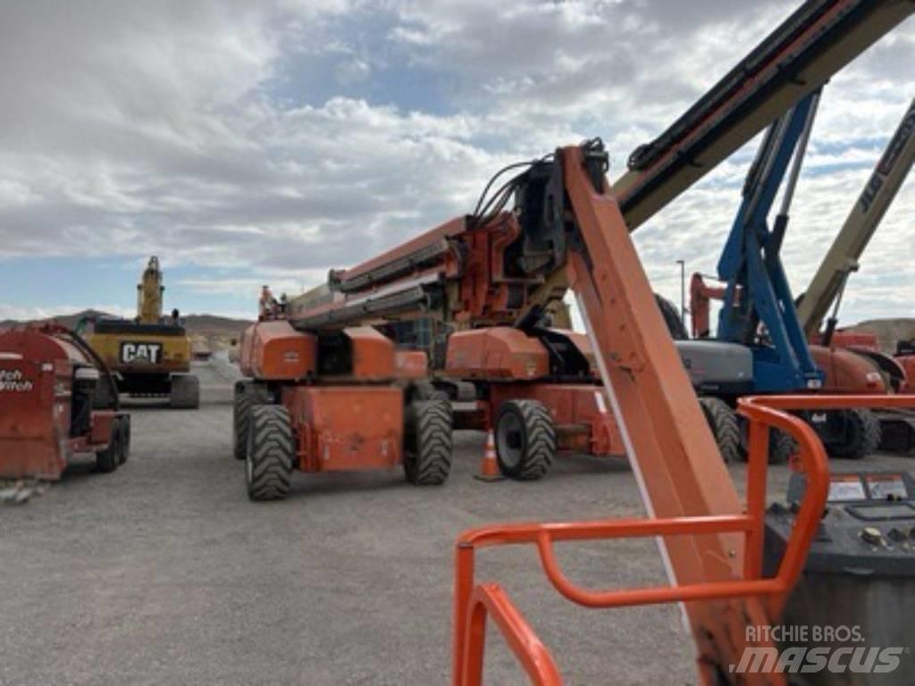 JLG 1200 SJP Teleskopické plošiny