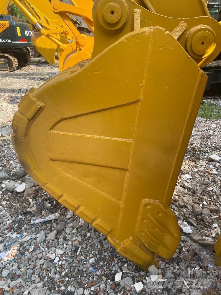 CAT 320 C L Pásové rýpadlá