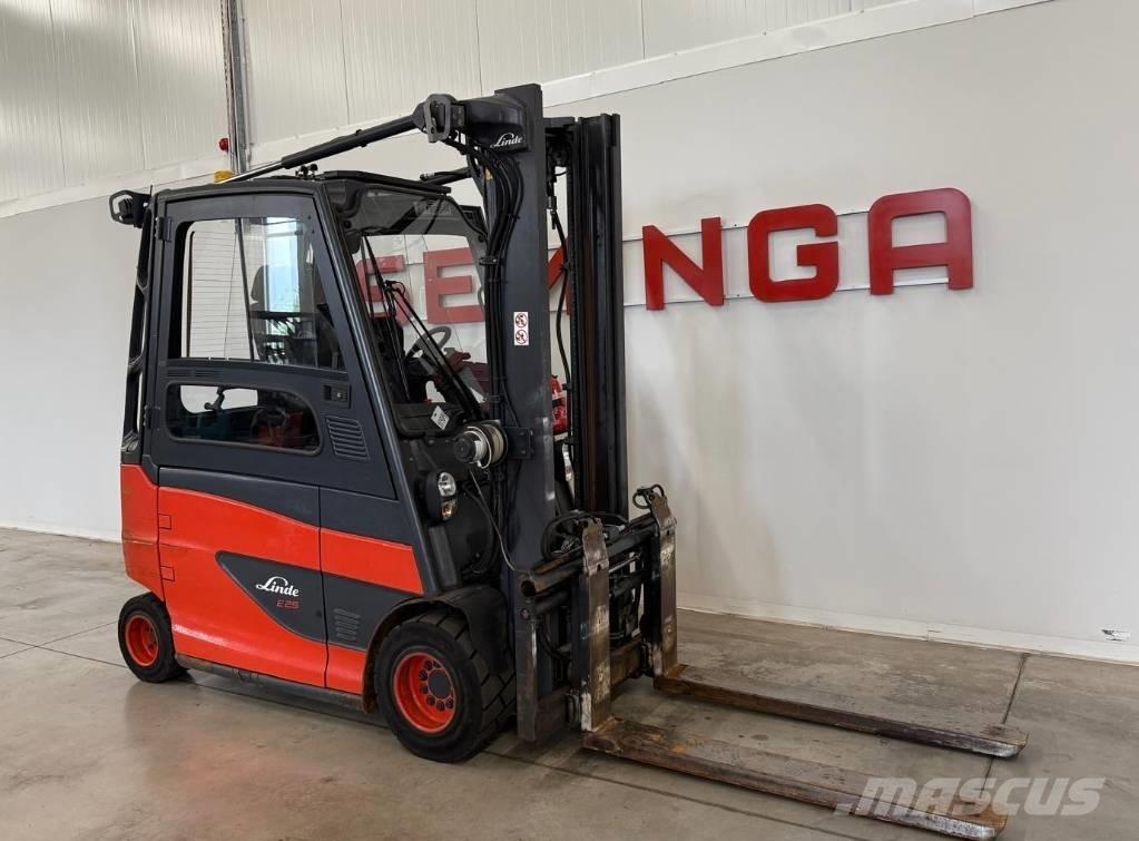 Linde 10984 - E25 Akumulátorové vozíky