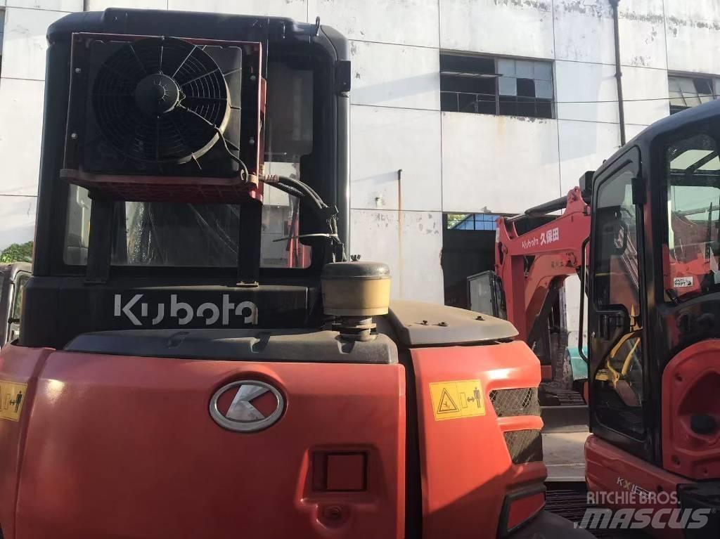 Kubota KX 165 Pásové rýpadlá