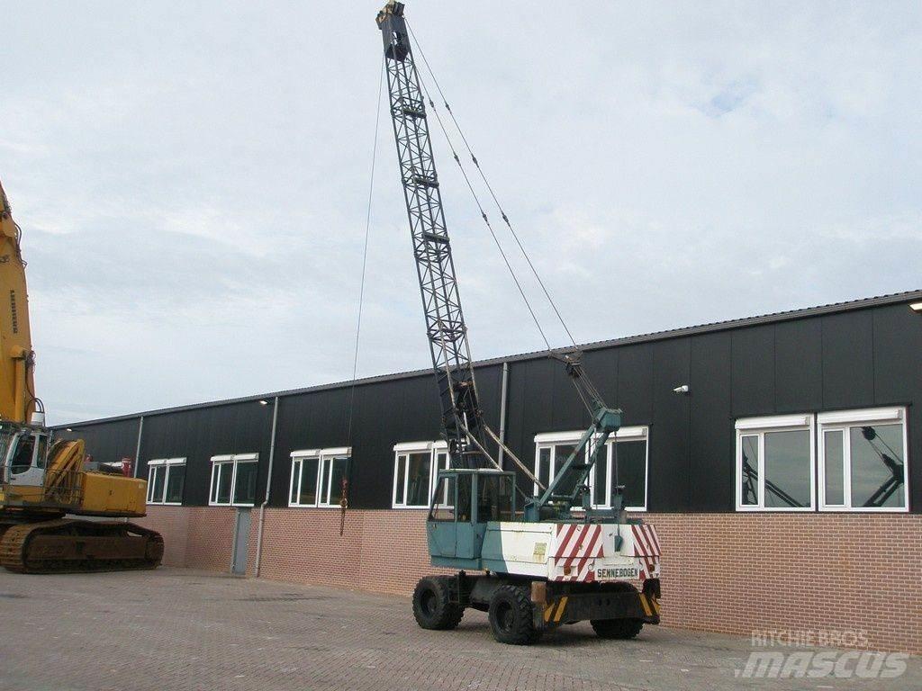 Sennebogen S611M Univerzálne terénne žeriavy