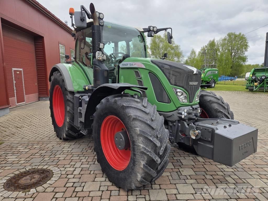 Fendt 724 Profi Traktory
