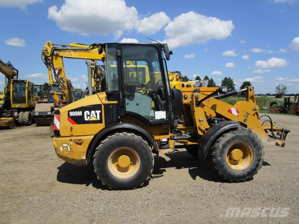 CAT 908 M Kolesové nakladače