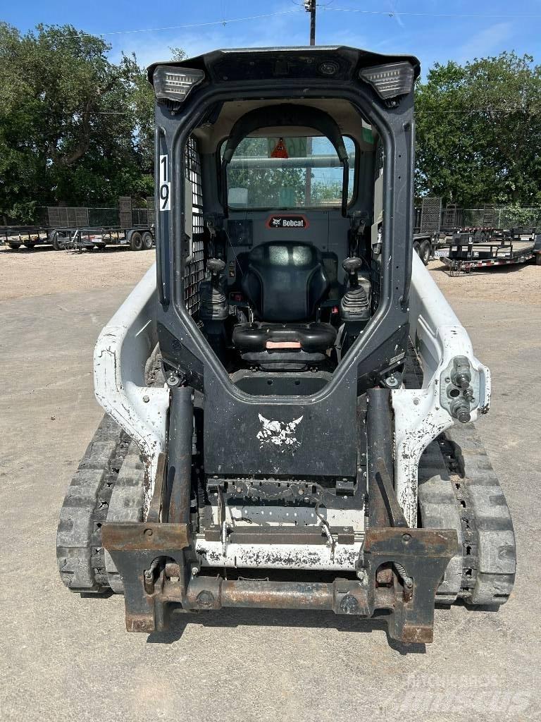 Bobcat T64 Šmykom riadené nakladače