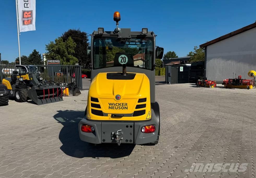 Wacker Neuson WL 38 Kolesové nakladače