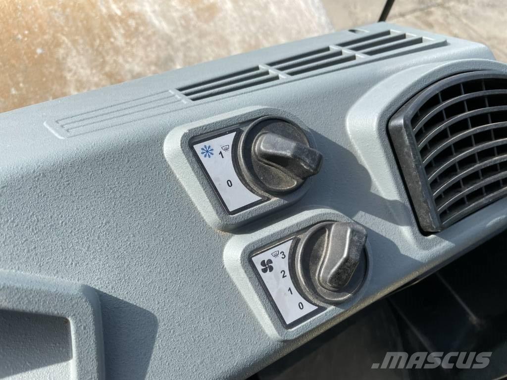 Bomag BW 213 D-5 Ťahačové valce