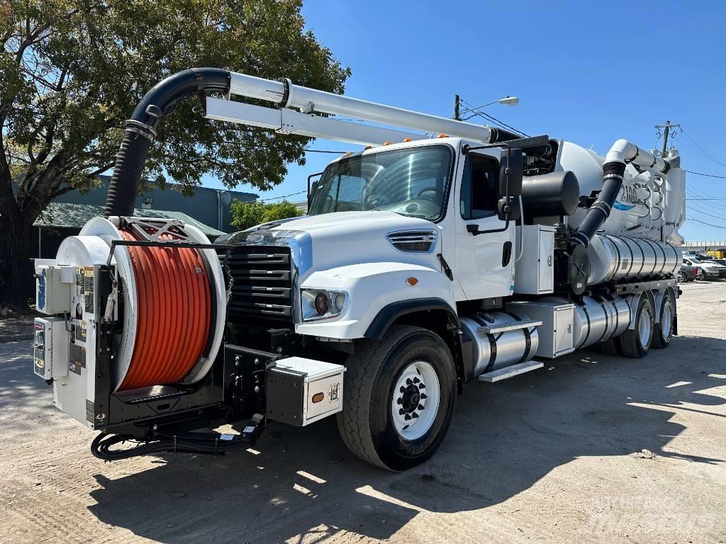 Freightliner 114 SD Kombinované/Čerpacie cisterny