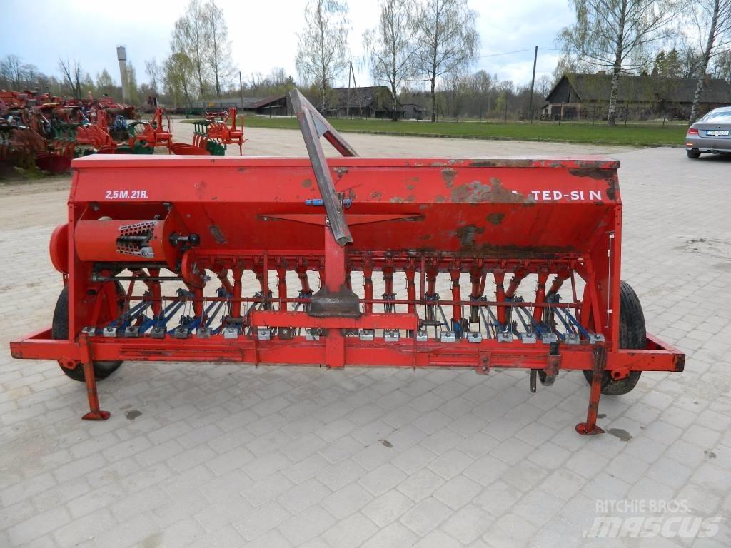 Stegsted 250 Mechanické sejačky