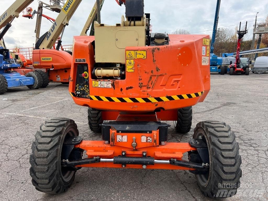 JLG 340 AJ Kĺbové plošiny