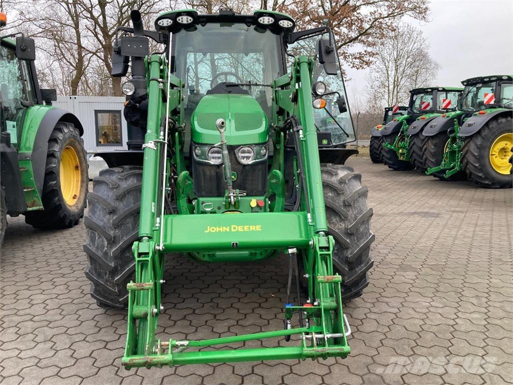 John Deere 6090 M Traktory