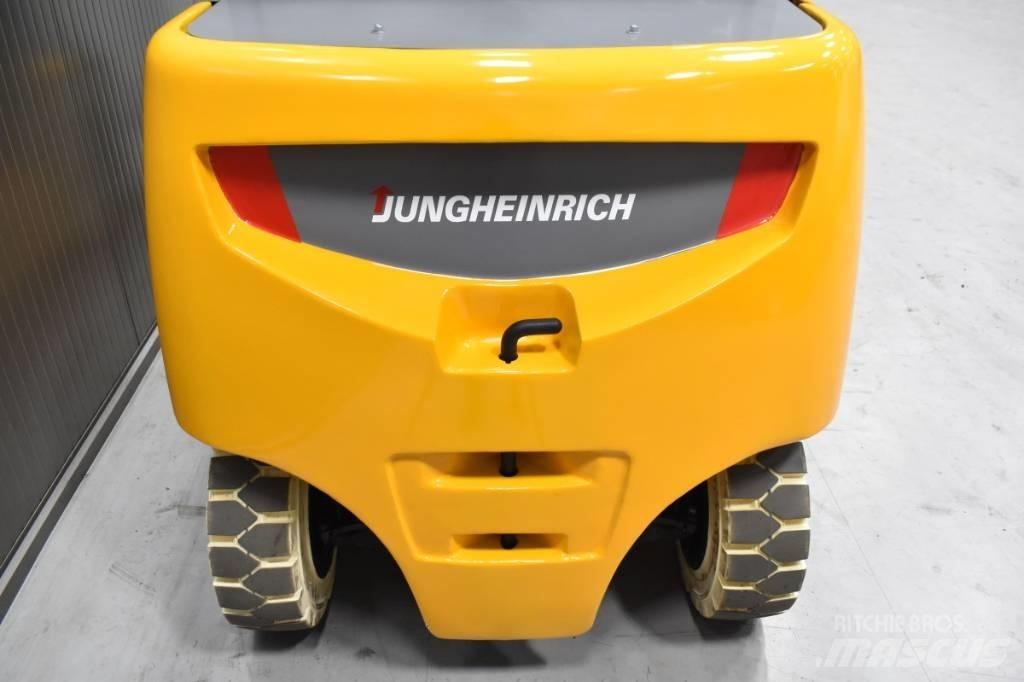 Jungheinrich EFG 540 Akumulátorové vozíky