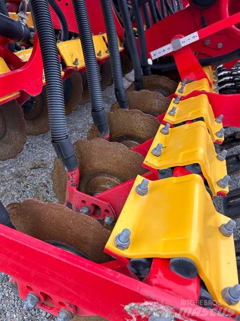 Väderstad Rapid400C Kombinované sejačky