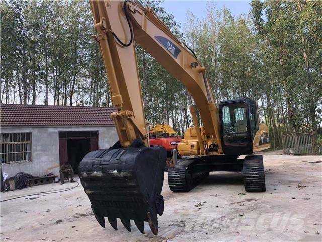 CAT 325C Pásové rýpadlá
