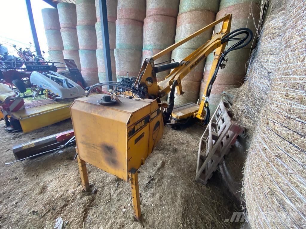 McConnel MAG 480 Kosačky namontované a ťahané