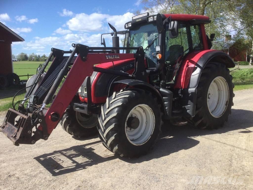 Valtra N 142 Direct Traktory