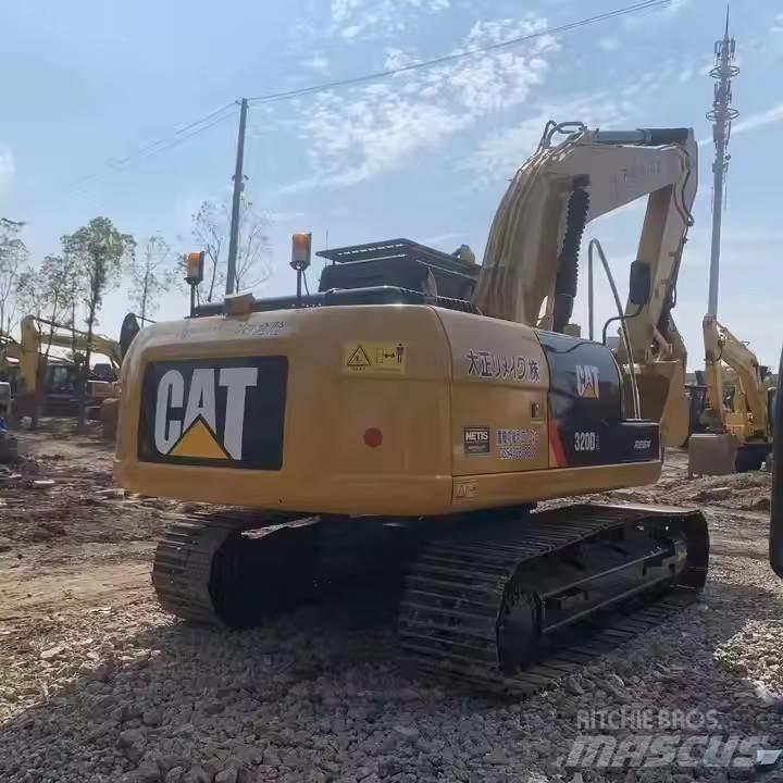 CAT CAT320D Pásové rýpadlá