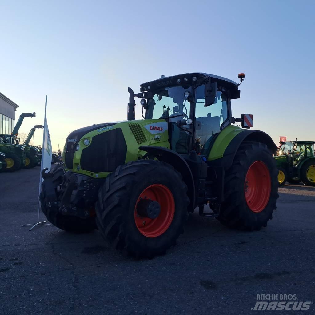 CLAAS Axion 830 Traktory
