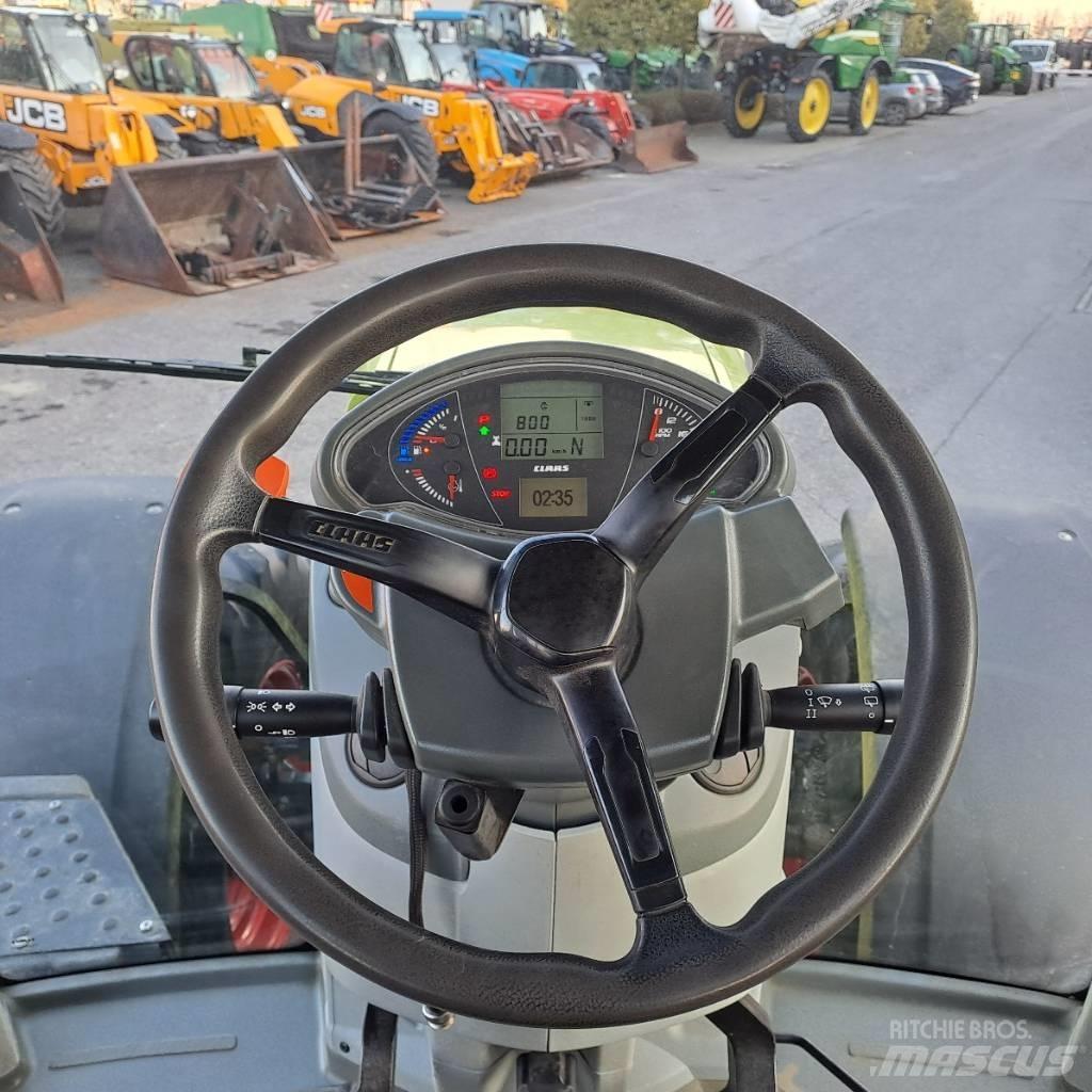 CLAAS Axion 830 Traktory