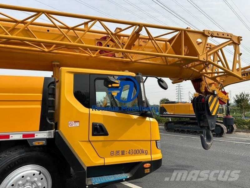 XCMG XCT 50 Univerzálne terénne žeriavy