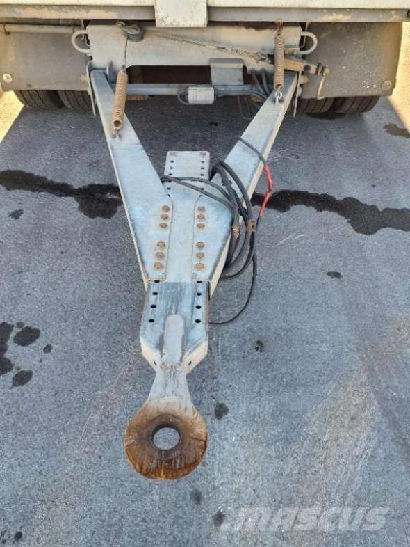 VAK VAK V-4-40 Chladiarenské prívesy