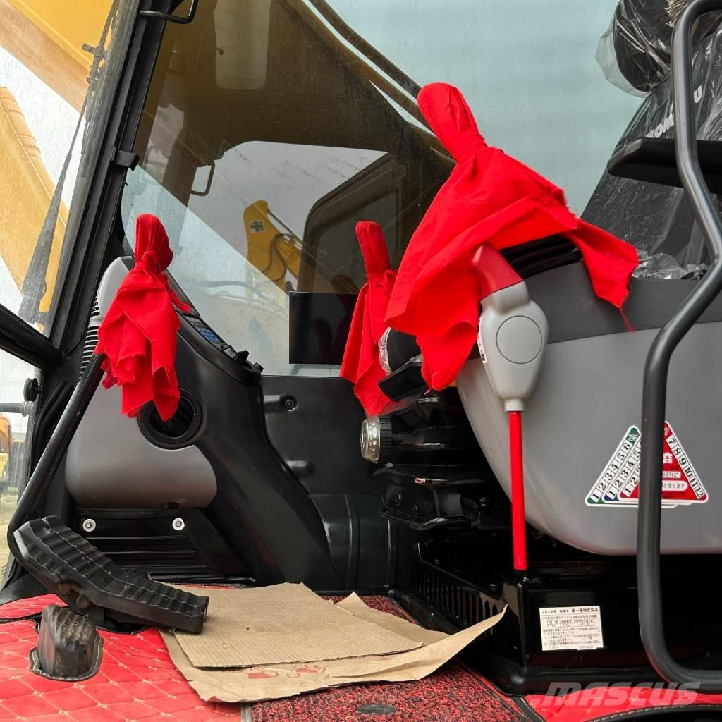 Komatsu 350-8 Pásové rýpadlá
