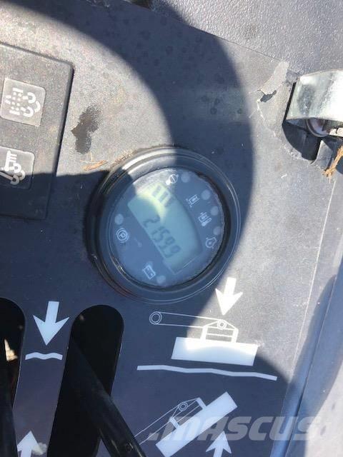 Jacobsen R311T Samochodné kosačky