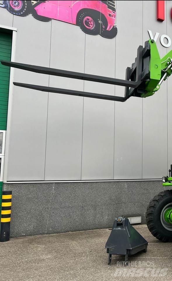 Merlo P120.10HM Teleskopické manipulátory