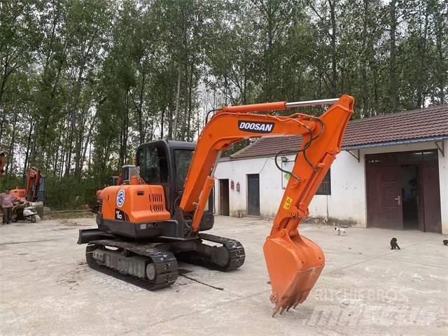 Doosan DX60 Mini rýpadlá < 7t