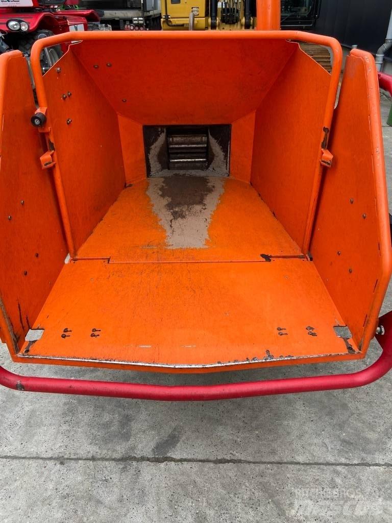 Timberwolf TW230/DHB Štiepkovače